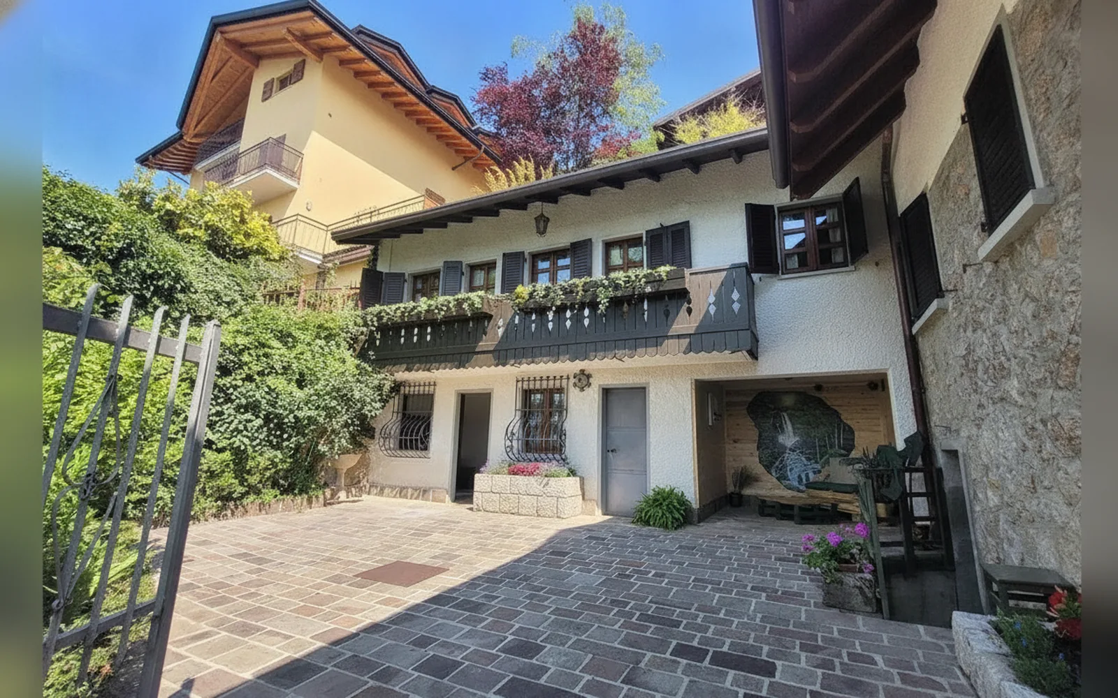 Esterni di Alpen Suites Presolana, Vilminore di Scalve (Lombardia) (foto 9)